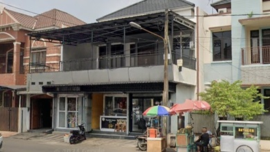 Hunian Mewah di Galaxy, Bekasi, 5 Kamar Tidur, LT 300m²