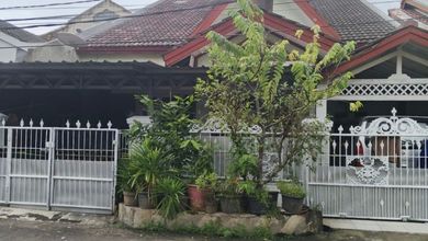 Rumah Elegan di Galaxy, Bekasi, 6 Kamar Tidur, LT 205m²