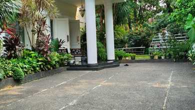 Rumah Mewah di Kawasan Kebayoran Baru, Jakarta Selatan, LB 700m², Harga 65 Miliar