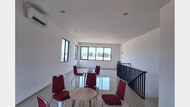 Ruko The Hive Botanic, Karawaci Tangerang Posisi Hook/Hoek