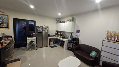 Rumah Favorit di Gading Serpong, Tangerang, 3 KT, Harga 2 Miliar