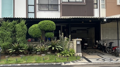 Rumah Area Luxury Cihuni, Tangerang - Harga Terbaik 3,98 Miliar