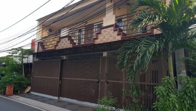 Rumah Prestisius di Kawasan Gunung Sahari, Jakarta Pusat, LB 320m², Harga 3 Miliar