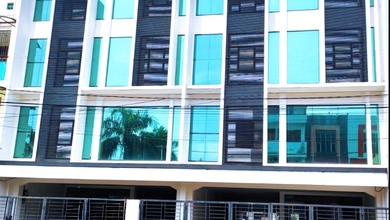 Ruko 4 Lantai Luas 1.034 M2 Dekat Otista, Jaktim