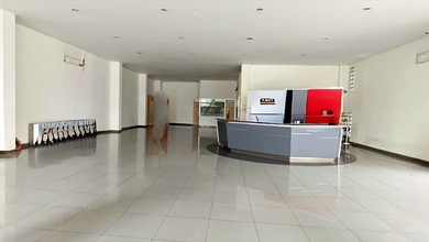 Gedung 3 Lantai Roa Malaka, Jakbar