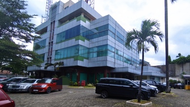 Gedung Kantor Lt 2.518 / Lb 2.198 M2 Lift 450 Kg Di Pejaten, Jaksel