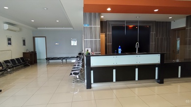 Dijual Bawah Njop Gedung Ada Basement Di Kramat Raya, Jakpus