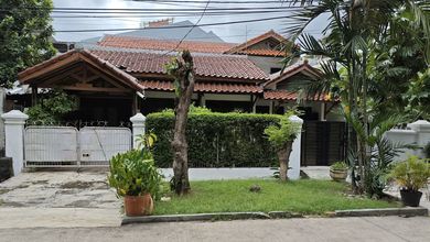 Rumah Eksklusif LT 240 m2, di Gunung Sahari, Jakarta Pusat