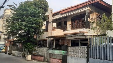 Kesempatan Eksklusif, rumah Prestisius di Tamansari, Jakarta Barat, LB 336m²