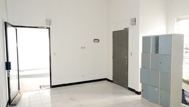 Gudang Elang Laut Pik 2 Lantai Luas 700 M Ada Lift Barang 