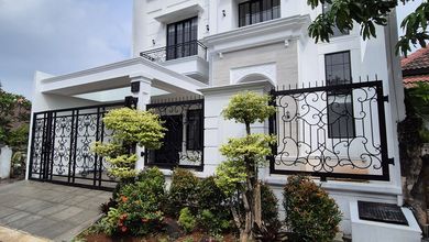 Dijual rumah Mewah di Gading Serpong, Tangerang - LT 200m²