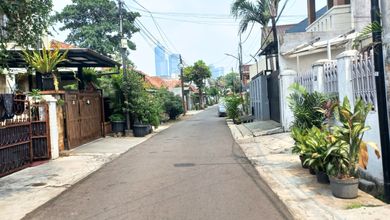 Dijual rumah Eksklusif di Guntur, Jakarta Selatan - LT 260m²