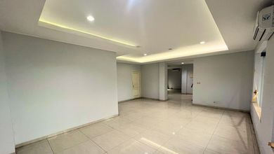 Rumah Siap Huni di Menteng, Jakarta Pusat, LT 492m², Harga 1,6 Miliar /tahun
