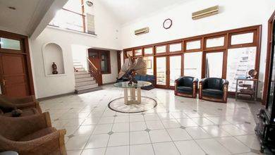 Prime Location di Menteng, Cocok untuk Usaha Kuliner/Klinik/Kantor dsb