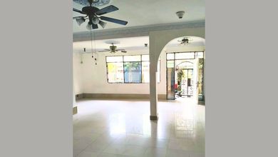 Rumah Elegan di Rawamangun, Jakarta Timur, 4 Kamar Tidur, LT 218m²