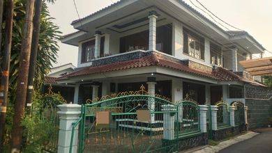 Jual Segera Rumah Elit di Pulo Gadung, Jakarta Timur, LT 349 m2