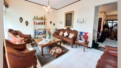 Hunian Elegan di Kebayoran Baru, Jakarta Selatan, 3 Kamar Tidur, LT 200m²