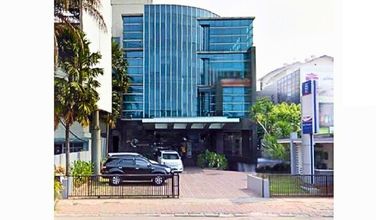 Gedung Kantor Bagus 5 Tingkat Plus Basement Di Lokasi Strategis Saharjo Jaksel