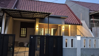 Dikontrakkan Rumah Murah di Villa Melati Mas, Tangerang Selatan, LT 120m²
