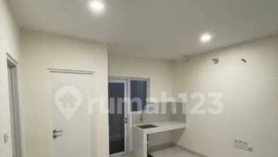 Dijual Rumah Strategis di Gading Serpong, Tangerang - LT 60m²