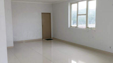 Disewakan Ruko Hoek 3 Lantai di Golden Boulevard BSD, Tangerang Selatan