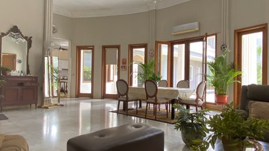 Kesempatan Eksklusif, rumah Mewah di Kemang, Jakarta Selatan, LB 700m²