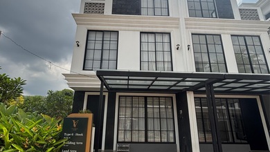 Dijual rumah Eksklusif di Kembangan, Jakarta Barat - LT 127m²