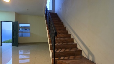 Rumah Dijual di Banjar Wijaya, Tangerang, LB 125m², Harga Terbaik!
