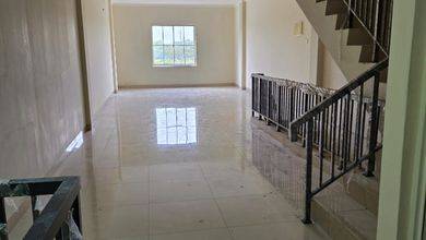 Ruko Dijual Siap Huni di Green Lake City Jakarta Barat Strategis