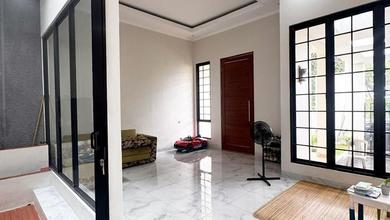 Rumah Area Premium Villa Melati Mas, Tangerang Selatan - Harga Terbaik 2,9 Miliar