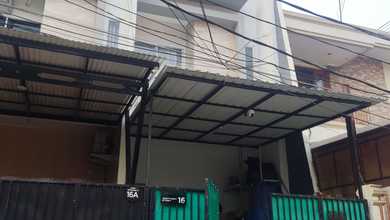 Dijual Rumah Strategis di Kebon Jeruk, Jakarta Barat - LT 60m²