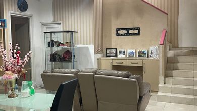 Rumah Sewa Nyaman Lokasi Alam Sutera, Tangerang, LB 150m²