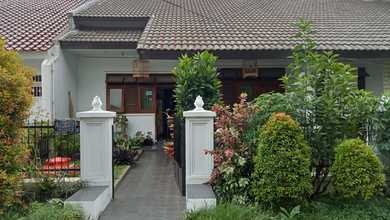 Penawaran Langka, rumah Mewah di Kemanggisan, Jakarta Barat, LB 280m²