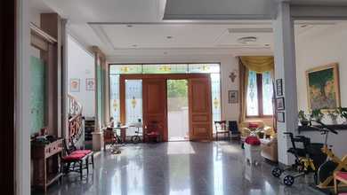 Rumah Area Luxury Kembangan, Jakarta Barat - Harga Menarik 19,7 Miliar