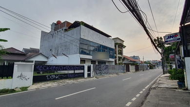 Dijual Gedung / Ruko Lokasi Premium Kemanggisan Jakarta Barat, Da