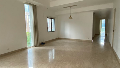 Disewakan Rumah Minimalis Kawasan Sudirman, Jakarta Selatan, LT  350 m2