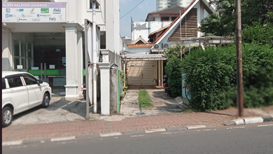 Hunian Mewah di Kawasan Grogol Petamburan, Jakarta Barat, LB 249m², Harga 25 Miliar