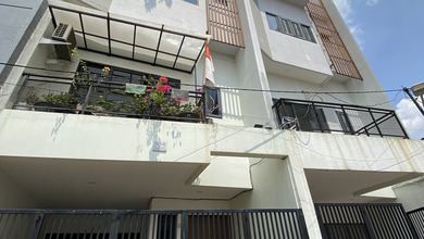 For Sale rumah Eksklusif di Kebayoran Lama, Jakarta Selatan - LT 85m²