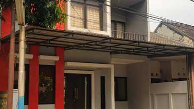 Kesempatan Rumah di Cibubur, Jakarta Timur, LB 170m², Harga 1,75 Miliar