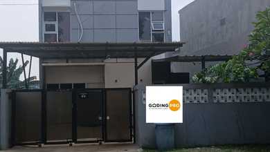Jual Rumah Nyaman di Cibubur, Depok - LT 221m²