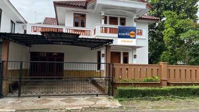 Rumah Mewah di Cibubur, Bekasi, 4 Kamar Tidur, LT 300m²