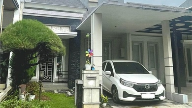 Kesempatan Rumah di Alam Sutera, Tangerang, LB 96m², Harga 2 Miliar