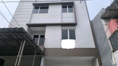 Jual Ruko Petojo Selatan Roxy 3,5 Lantai 4,5x14m² Desain Minimalis Bangunan Baru Lokasi Dekat Roxy Mas,j Jl.ternate Petojo Selatan Viy2 Cideng Gambir Jakarta Pusat.#hamdan