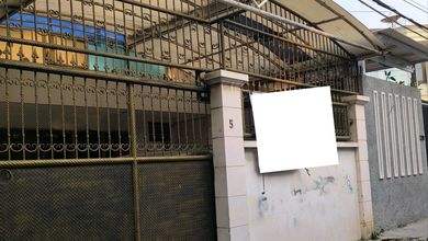 Rumah Elegan di Cideng, Jakarta Pusat, 5 Kamar Tidur, LT 225m²