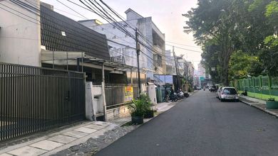 Penawaran Eksklusif, rumah Prestisius di Cideng, Jakarta Pusat, LB 300m²