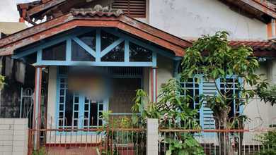 Kesempatan Rumah di Ilir Timur II, Palembang, LB 120m², Harga 800 Juta