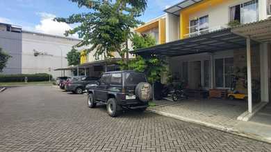 Rumah Mewah di Green Lake City, Jakarta Barat, 3 Kamar Tidur, LT 90m²