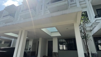 Rumah Prestisius di Kawasan Alam Sutera, Tangerang, LB 200m², Harga 5,3 Miliar