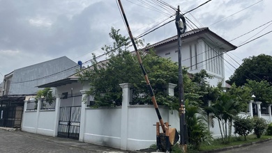 Penawaran Eksklusif, rumah Mewah di Citra Garden, Jakarta Barat, LB 323m²