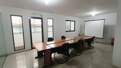 Termurah Baru Renovasi Full Furnished, Perkantoran, SHM, Siap Huni